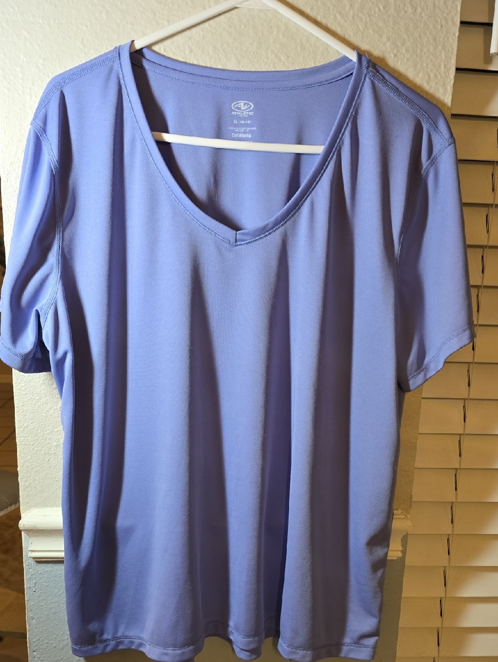 Athletic Works Women's Lavender Short-Sleeve V-Neck Active Tee